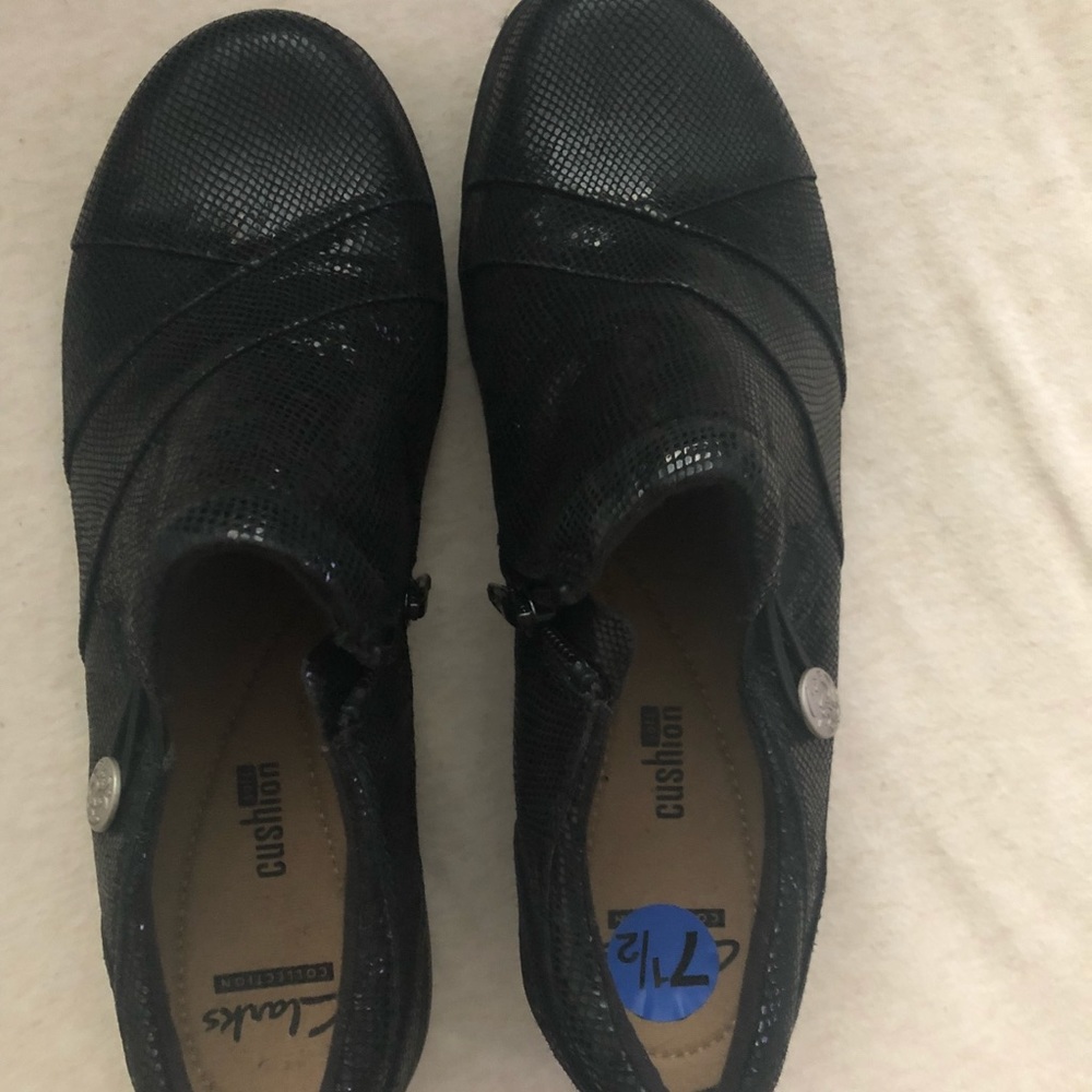 Clark’s clogs